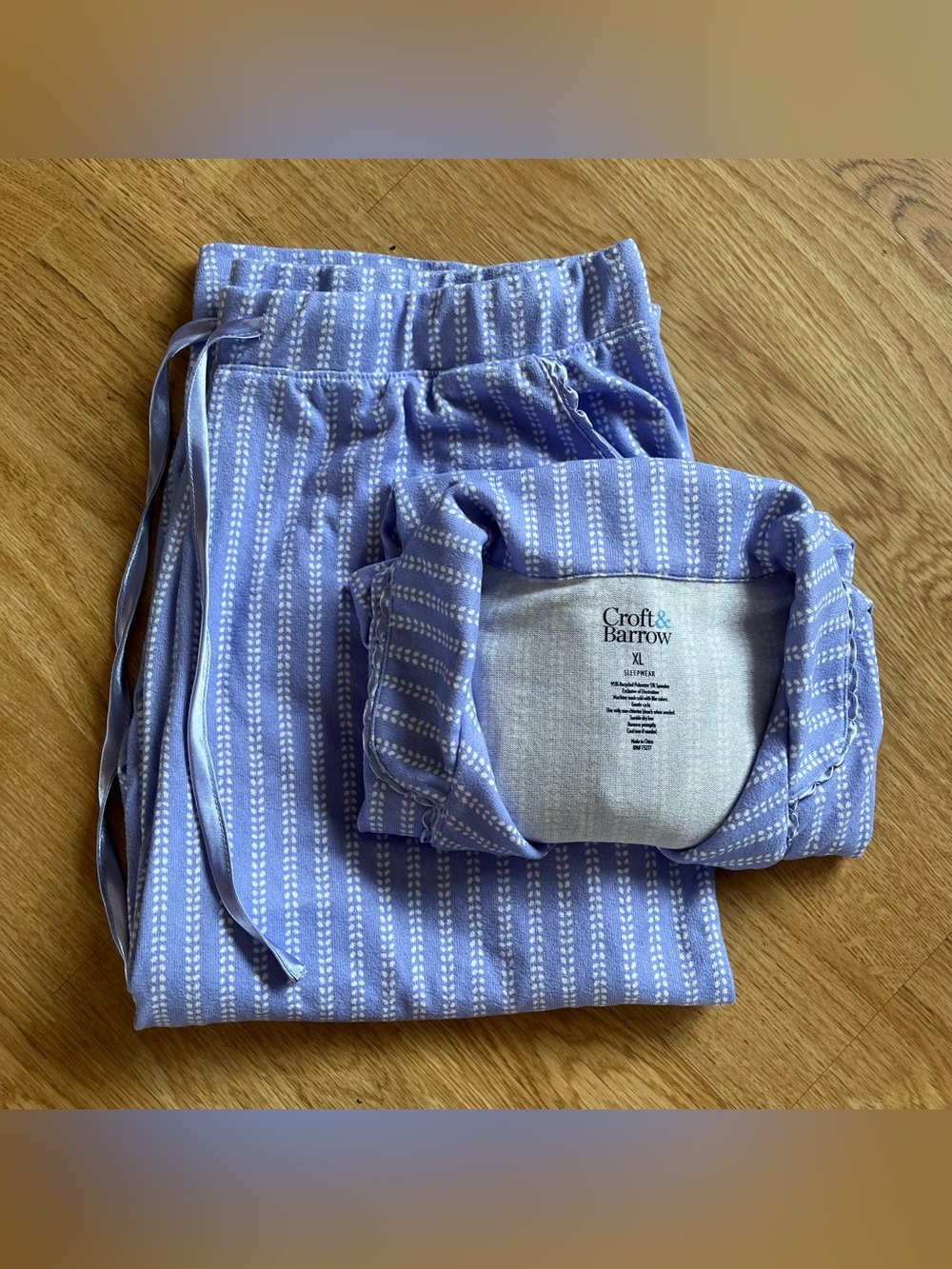 Croft & Barrow Women's XL Blue/White Striped Knit Button-Front Capri Pajama Set